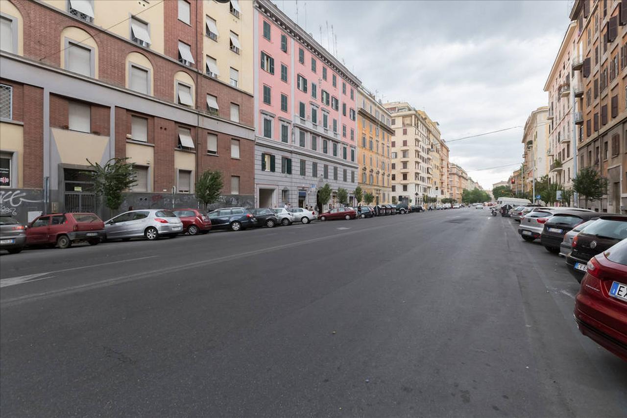 Holiday Jeans Apartment Rome Extérieur photo